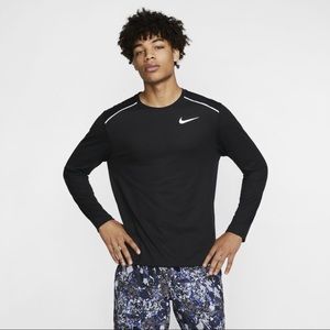 Nike Men’s Breathe Rose 365 Long Sleeve Shirt